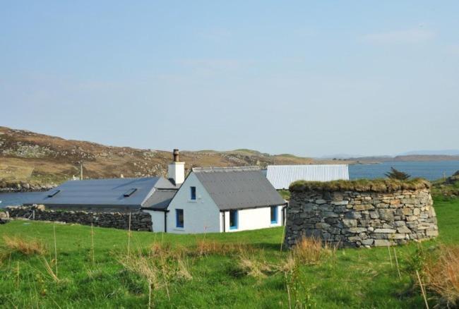 Tigh Bhisa Blackhouse Tolsta Chaolais エクステリア 写真