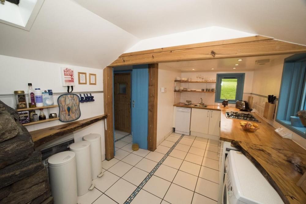 Tigh Bhisa Blackhouse Tolsta Chaolais エクステリア 写真